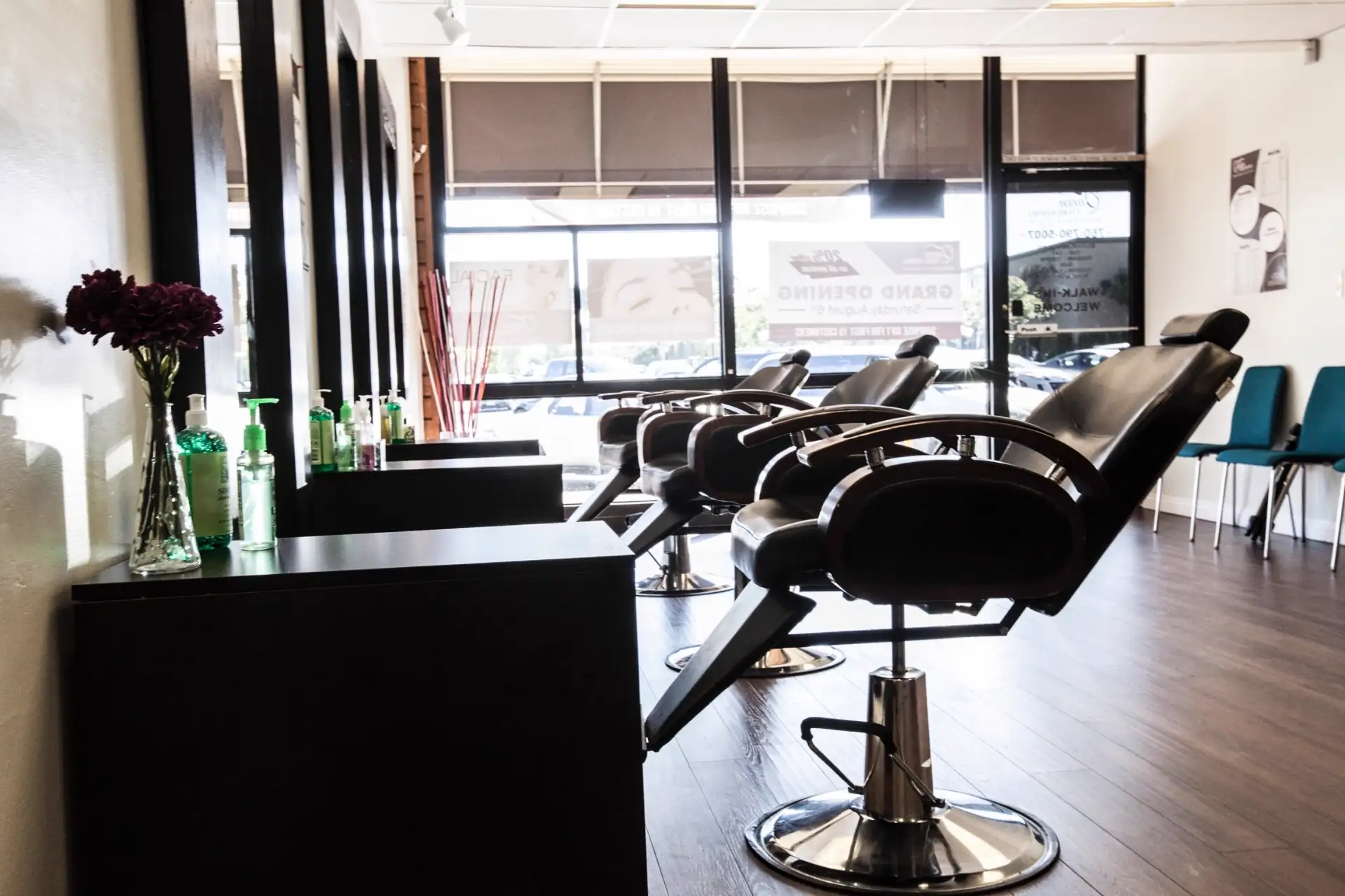 Queen Threading salon — beauty prep for San Diego events